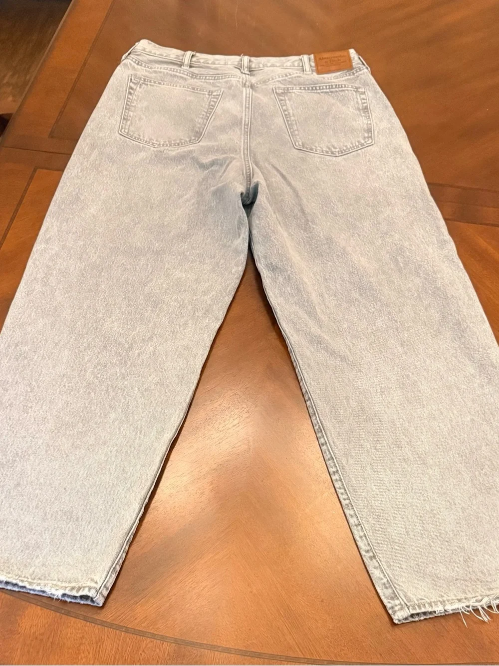 Abercrombie & Fitch ultra baggy